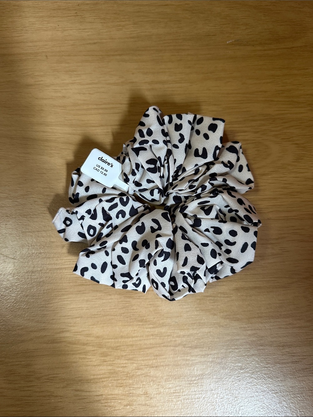 Claire’s Jumbo Snow Leopard Hair Scrunchie